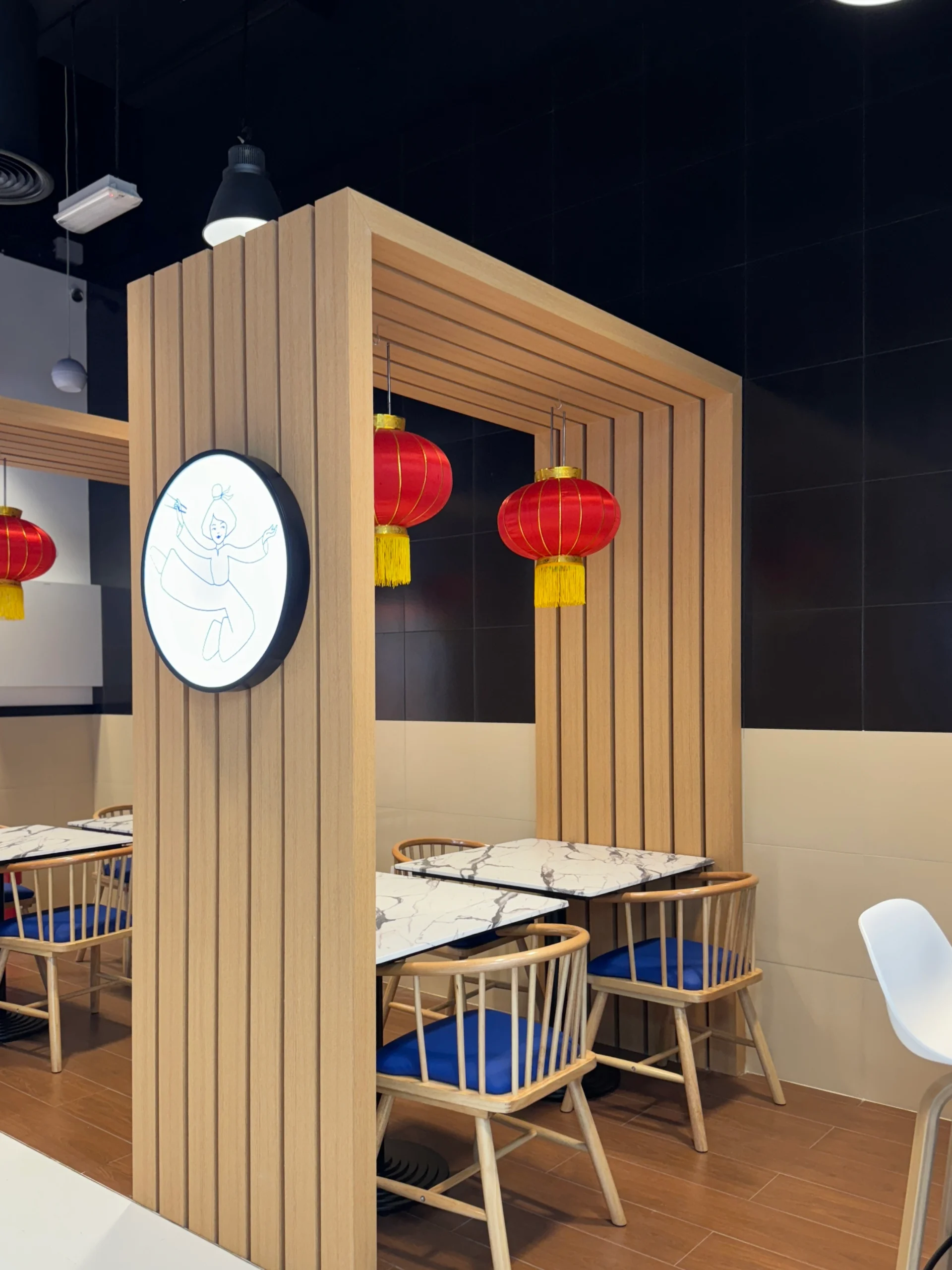 restaurant fitout for nani noodles in dubai